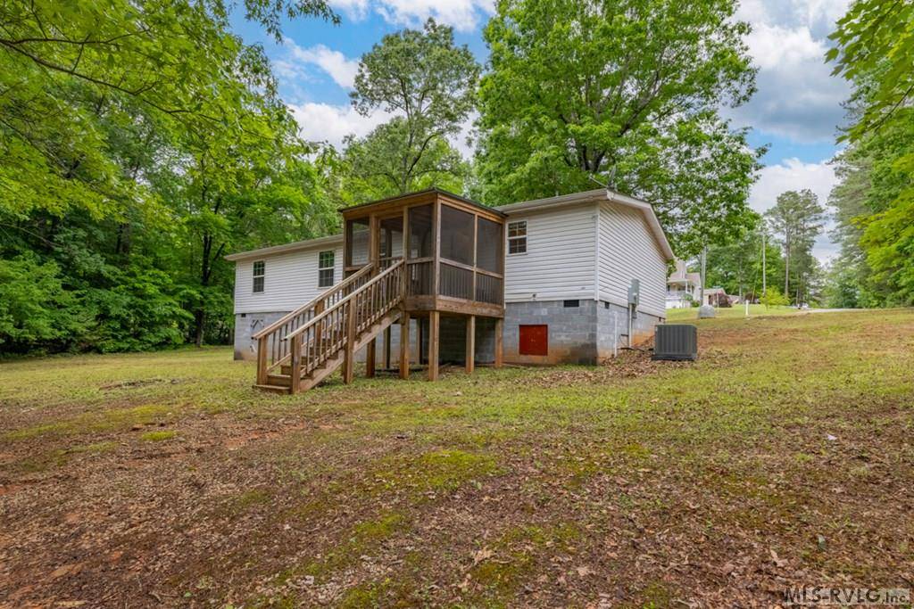 Bracey, VA 23919,432 Beechwood Dr
