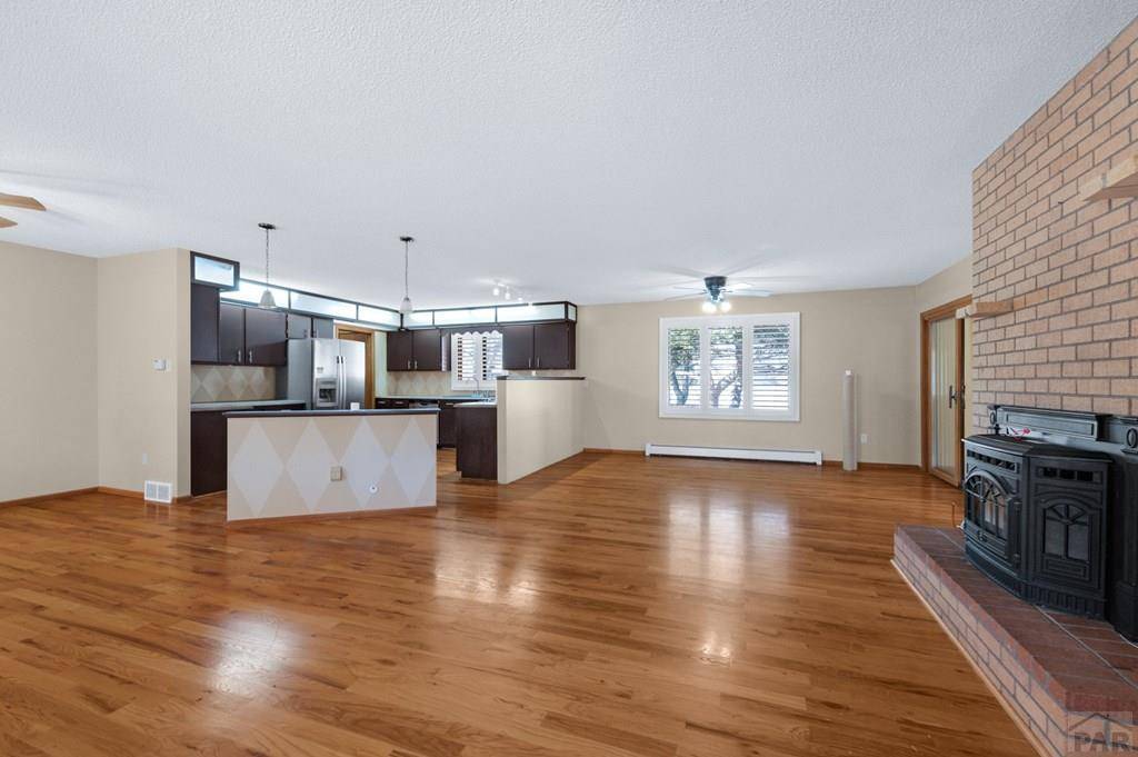 Pueblo, CO 81007,381 W Mangrum Dr