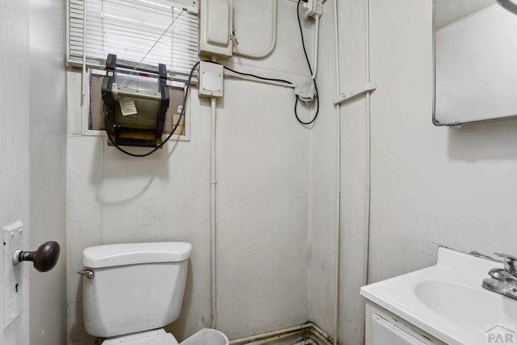 Pueblo, CO 81004,617-619 W Summit Ave