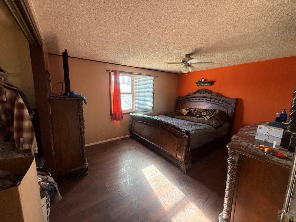 Lamar, CO 81052,804 Cactus Dr.