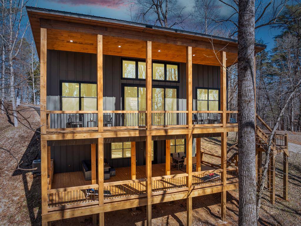 Morganton, GA 30560,68 Mallard Point Road