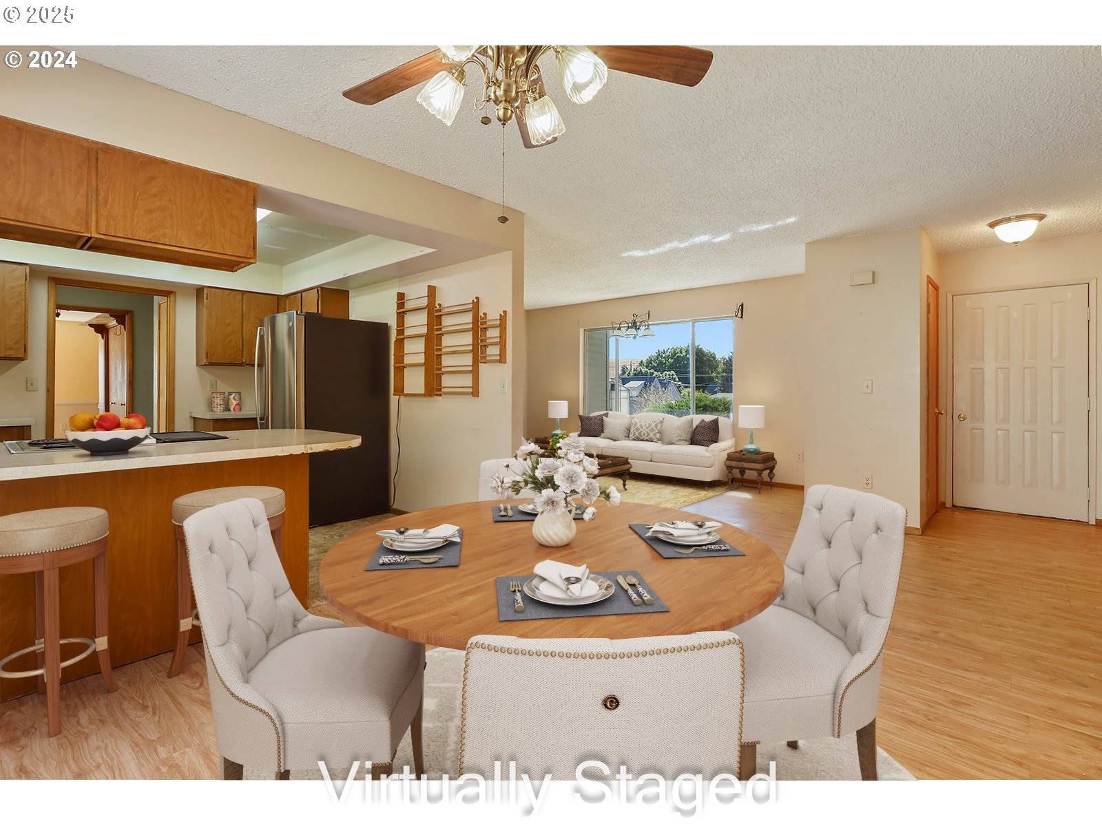 Dufur, OR 97021,280 NE 5TH ST