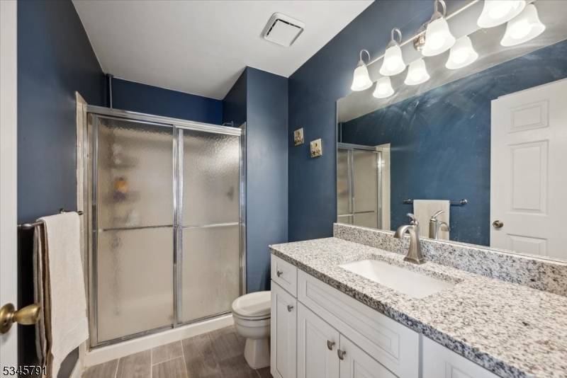 Bernards Twp., NJ 07920,31 Baldwin Ct