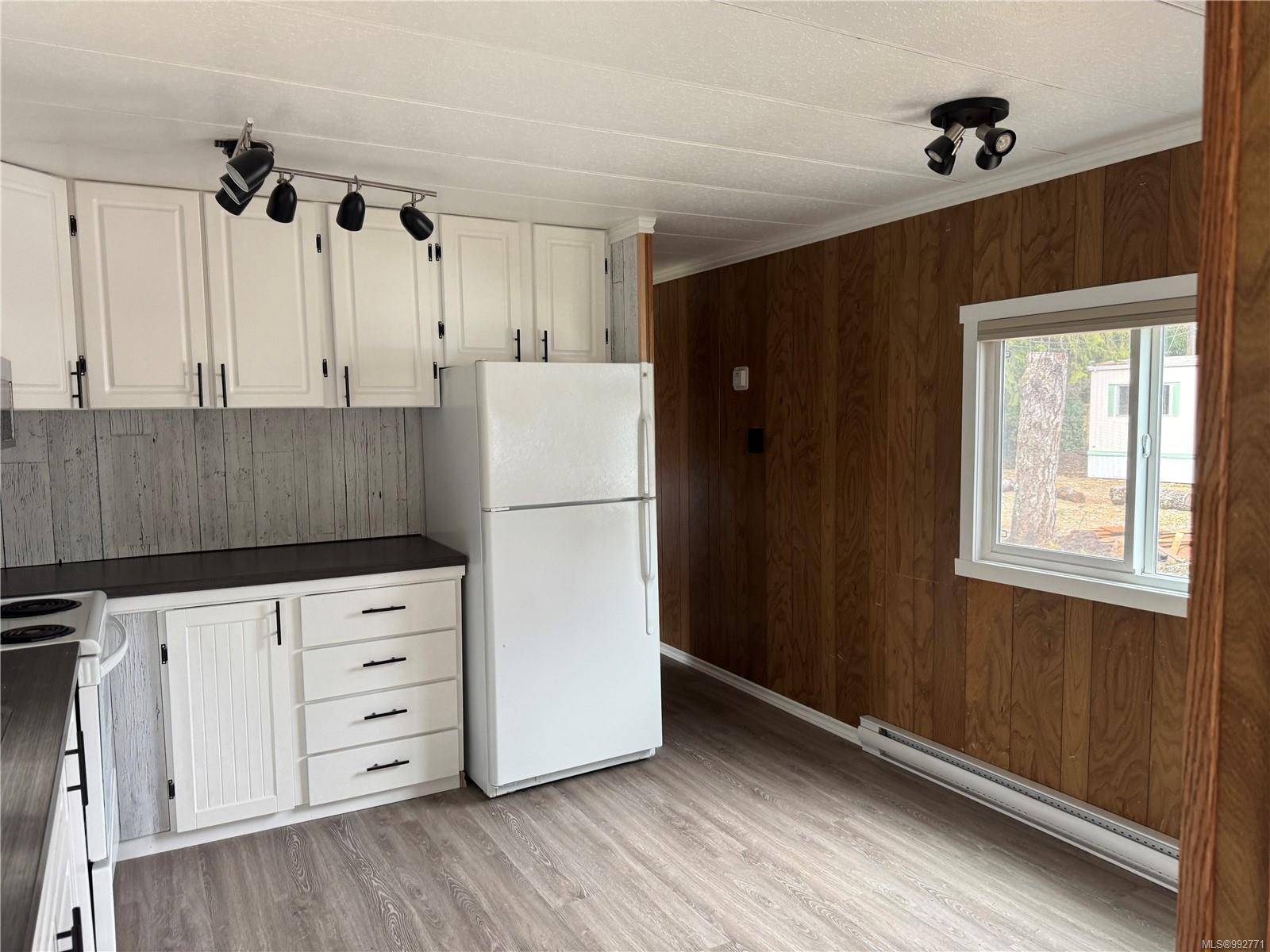 Qualicum Beach, BC V9K 1T9,161 Horne Lake Rd #7