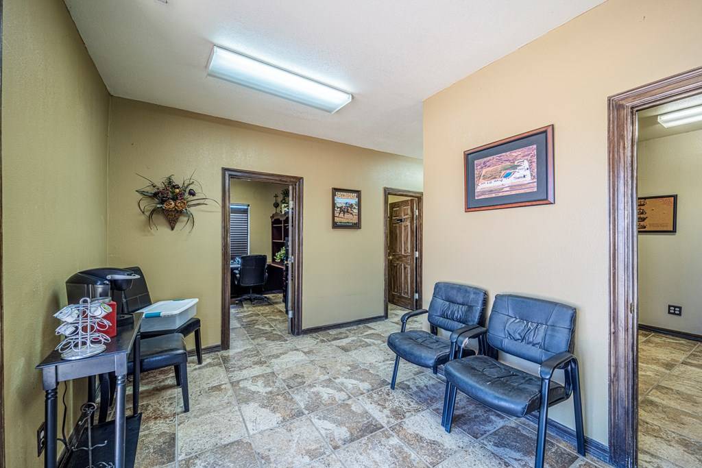 Seminole, TX 79360,1191 Hwy 62-180 West