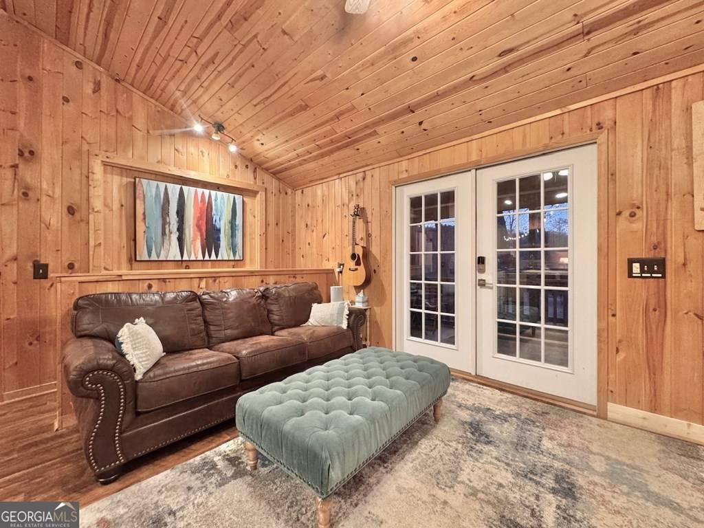 Clarkesville, GA 30523,185 Pope Dickson Lane