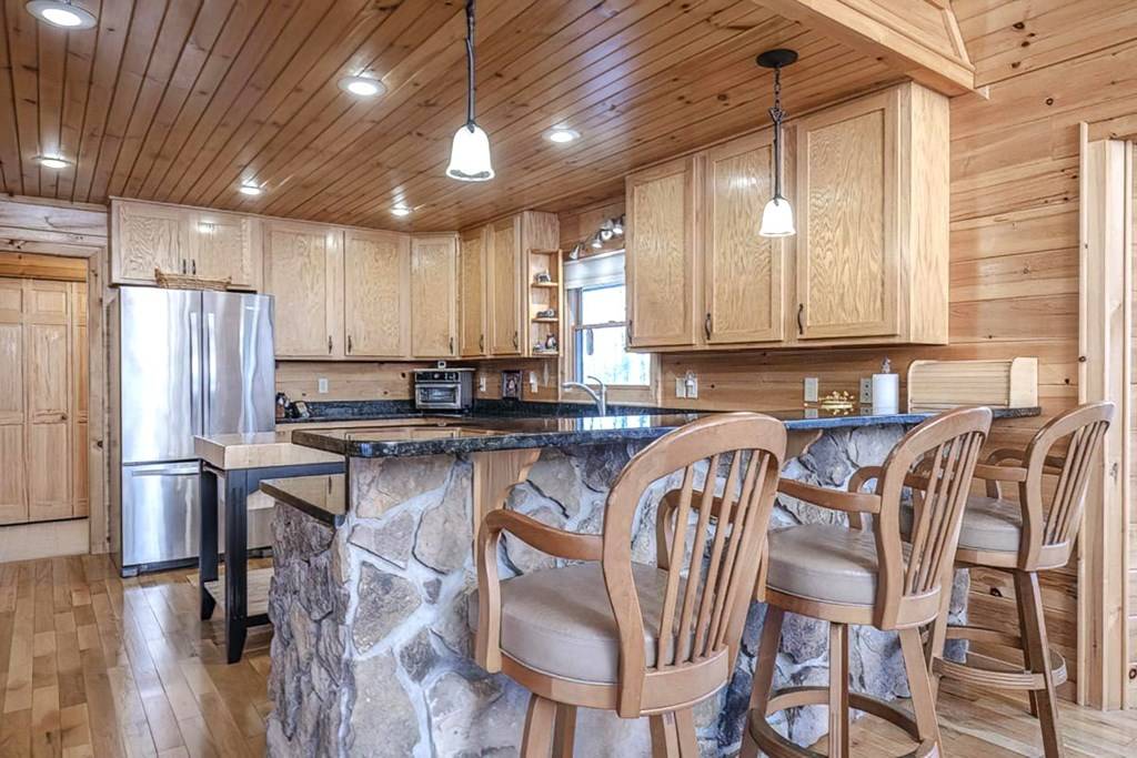 Morganton, GA 30560,322 Bootlegger Road