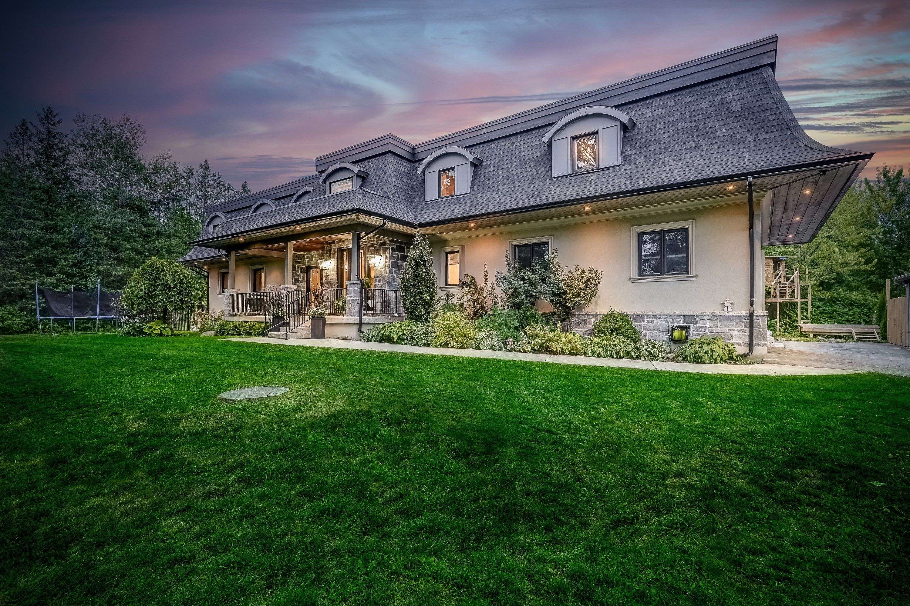 Bradford West Gwillimbury, ON L0L 1R0,2749 13th Line