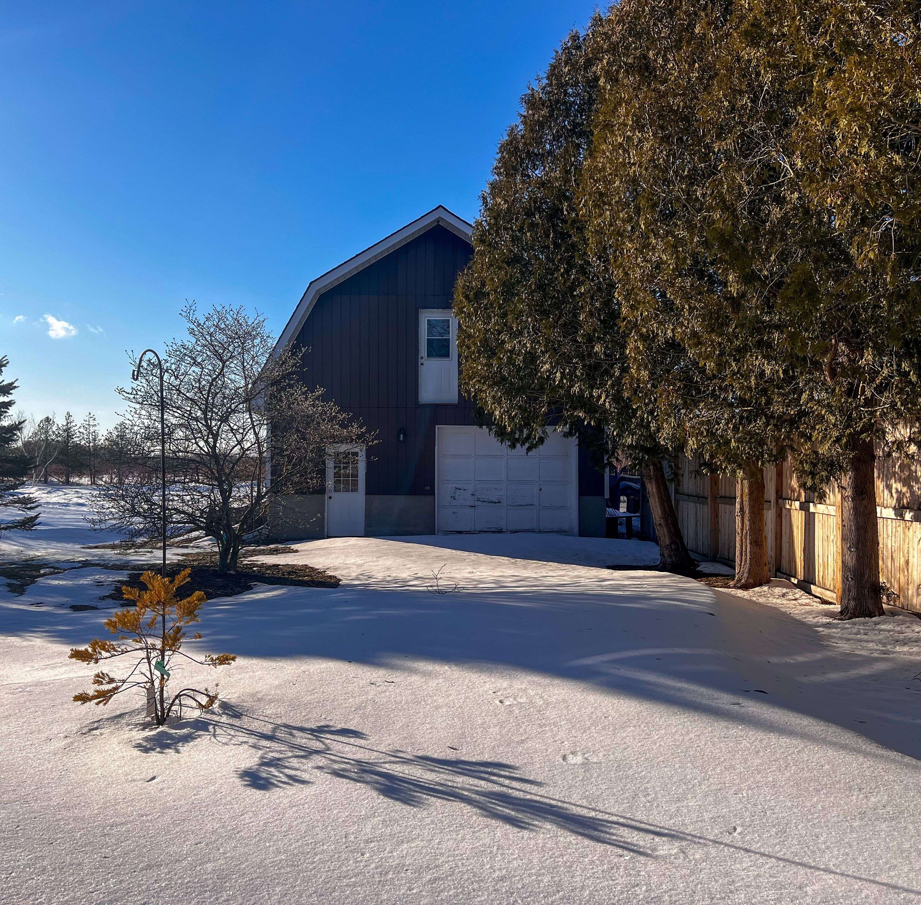 Saugeen Shores, ON N0H 2L0,115 Carlisle ST
