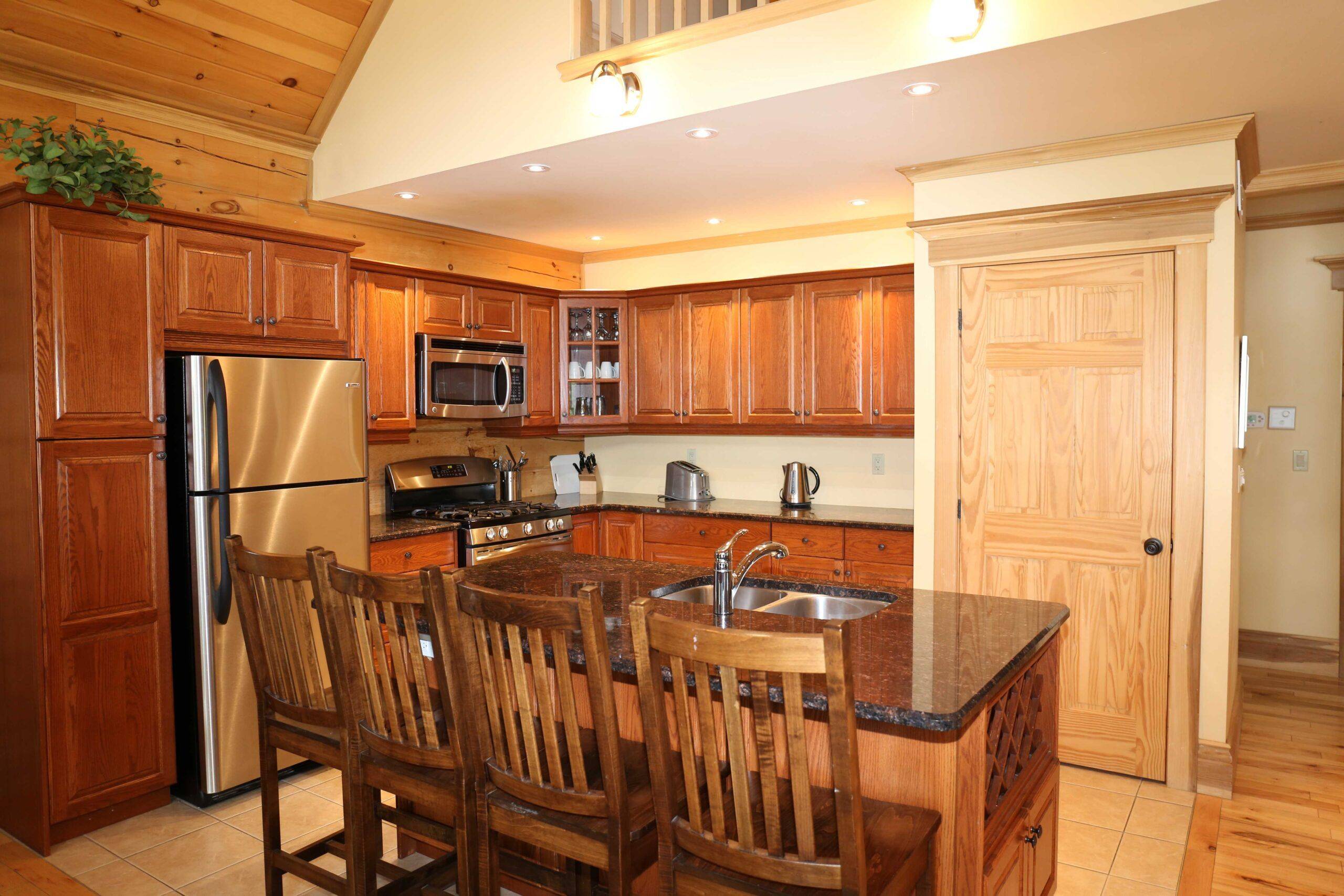 Frontenac, ON K0H 1K0,1016 Twin Pine LN #B