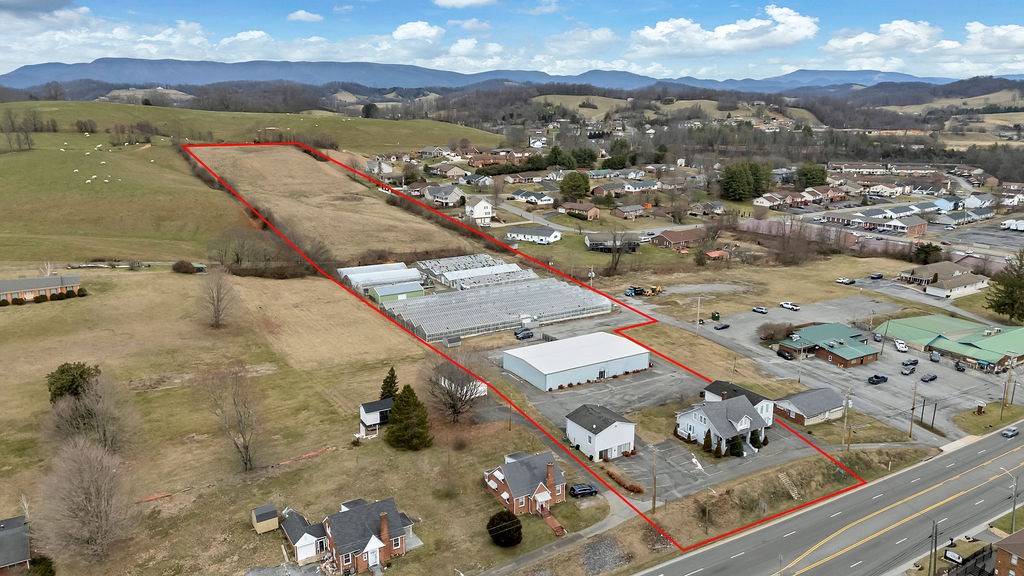 Abingdon, VA 24210,973 W Main St