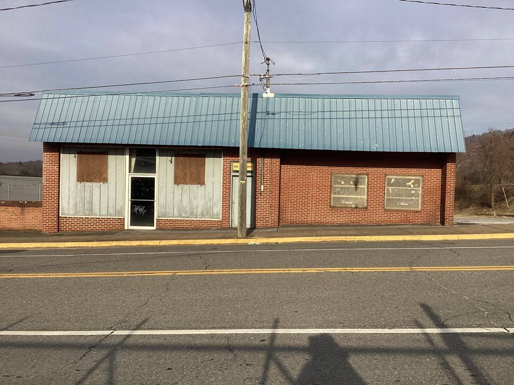 Galax, VA 24333,313 S Main Street