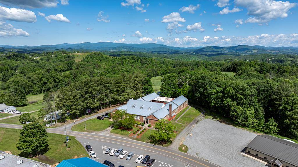Piney Creek, NC 28663,528 Piney Creek Rd.