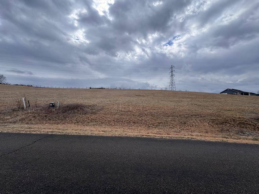 Abingdon, VA 24210,TBD Lariat Loop