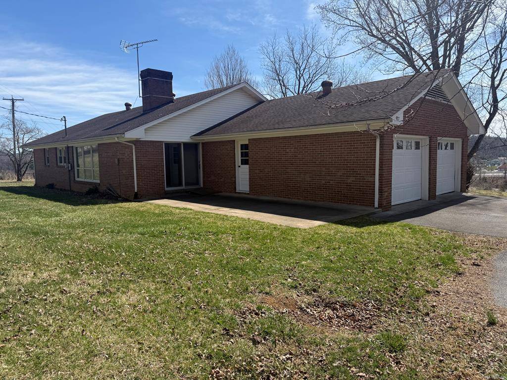 Abingdon, VA 24210,927 Empire Drive