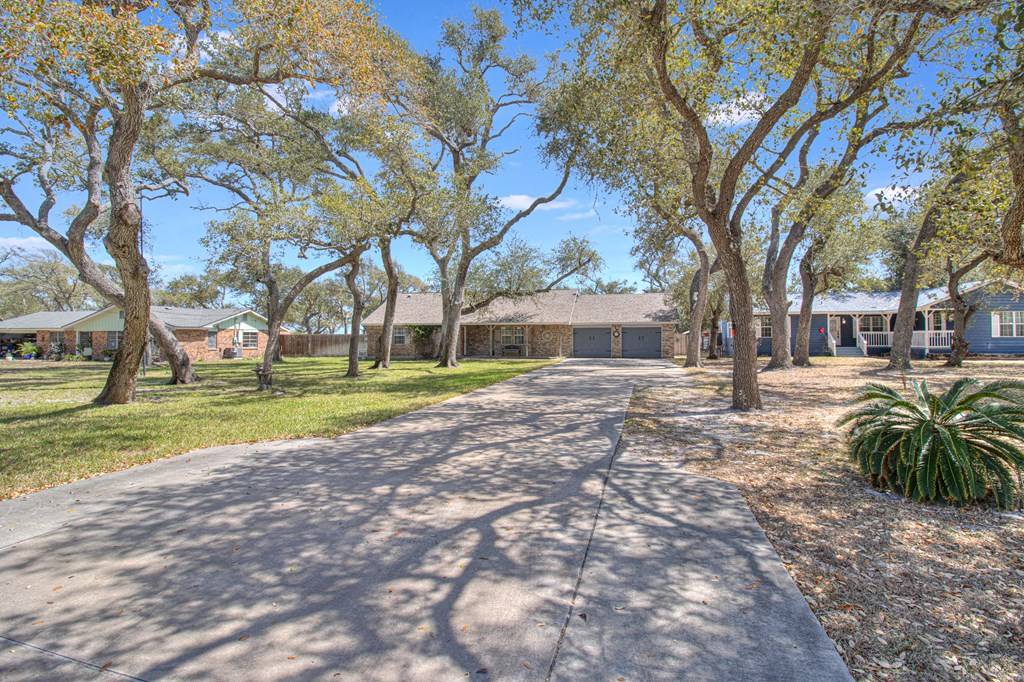 Rockport, TX 78382,117 Portia Ave
