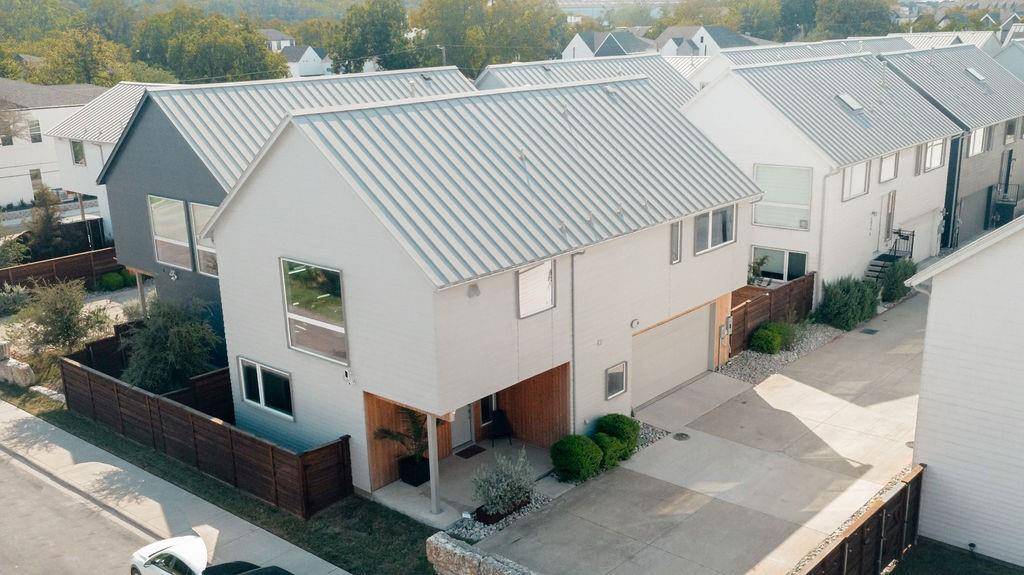 Dallas, TX 75212,1006 Barsotti Court