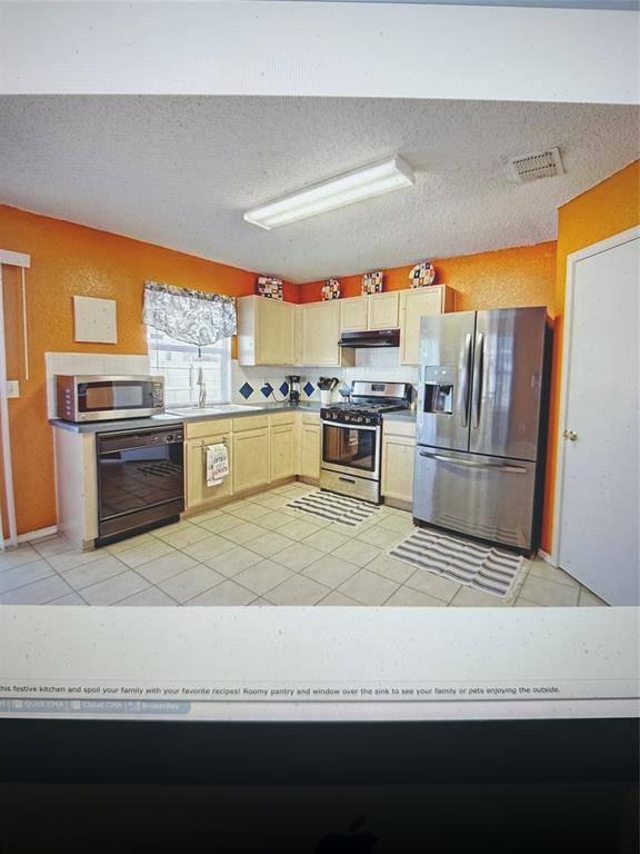 Arlington, TX 76001,901 Mulder