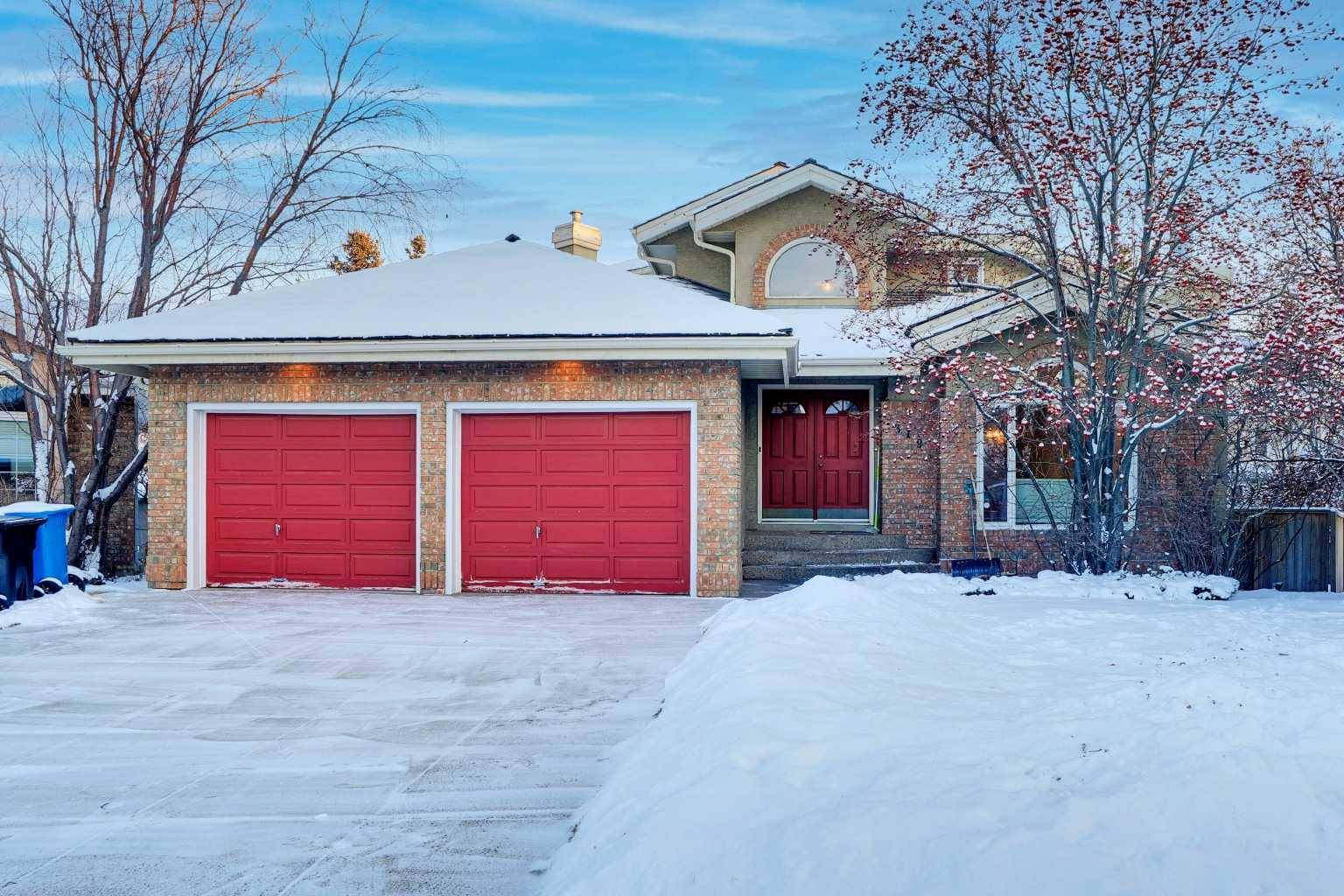 Calgary, AB T3H 2V2,319 Christie Knoll PT