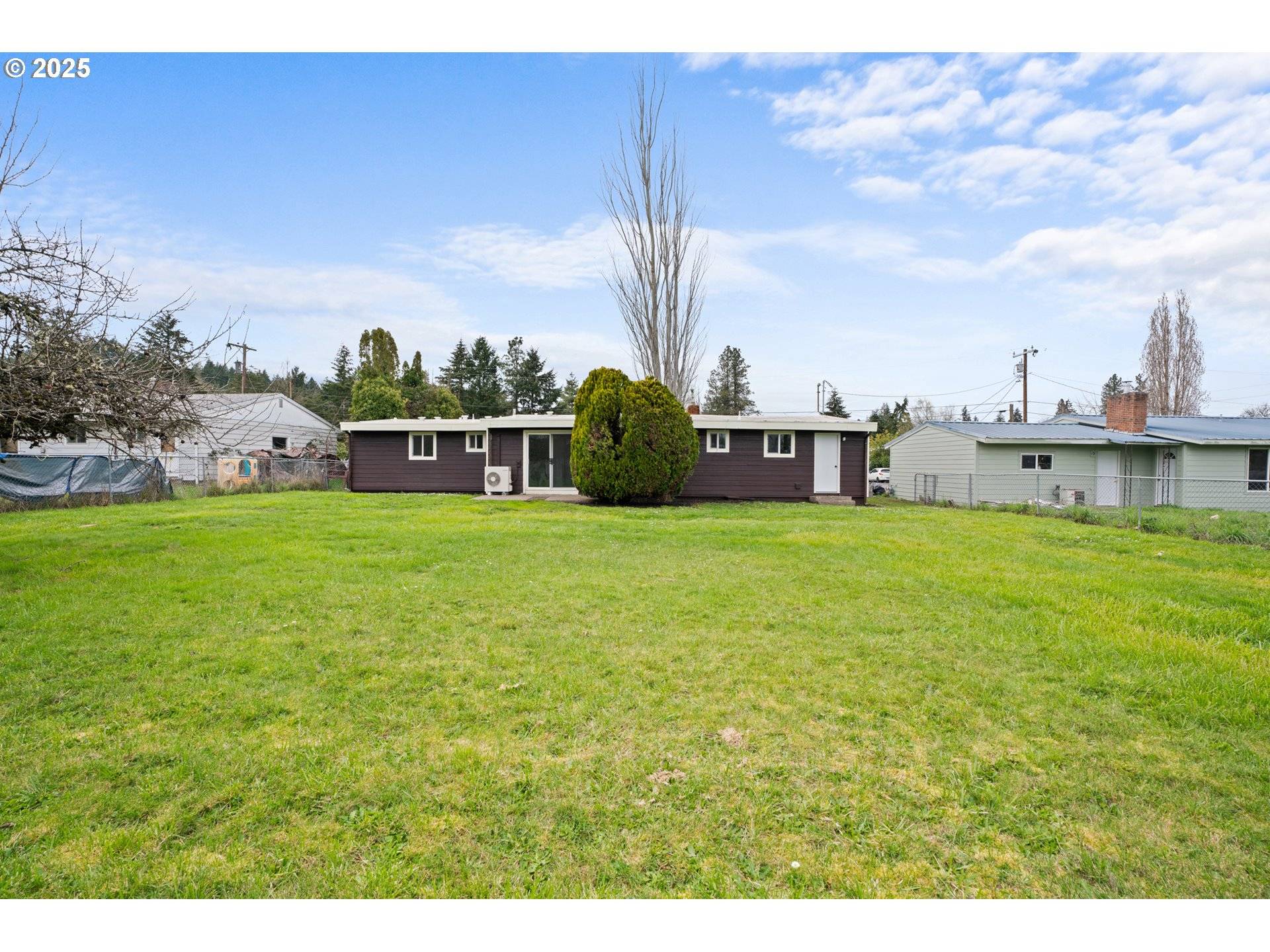 Lebanon, OR 97355,38826 CHRISTOPHER WAY