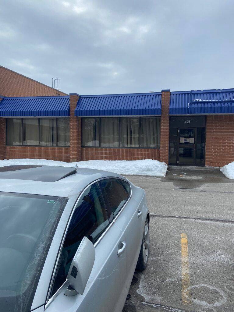 Toronto W06, ON M8W 4W3,427 Horner AVE