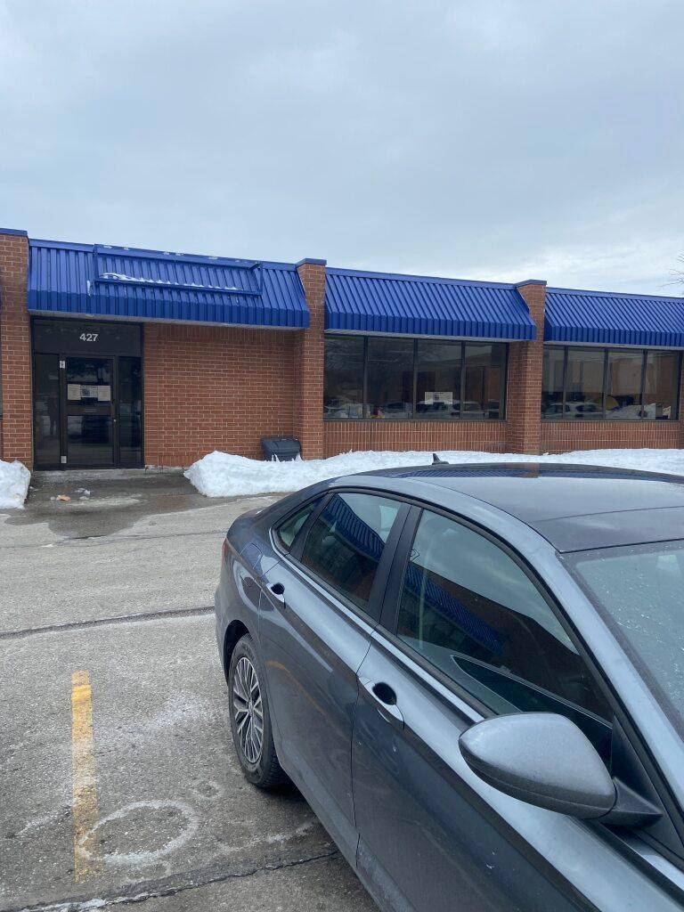 Toronto W06, ON M8W 4W3,427 Horner AVE