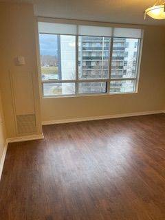 Oakville, ON L6H 6R3,1056 Queens AVE #510