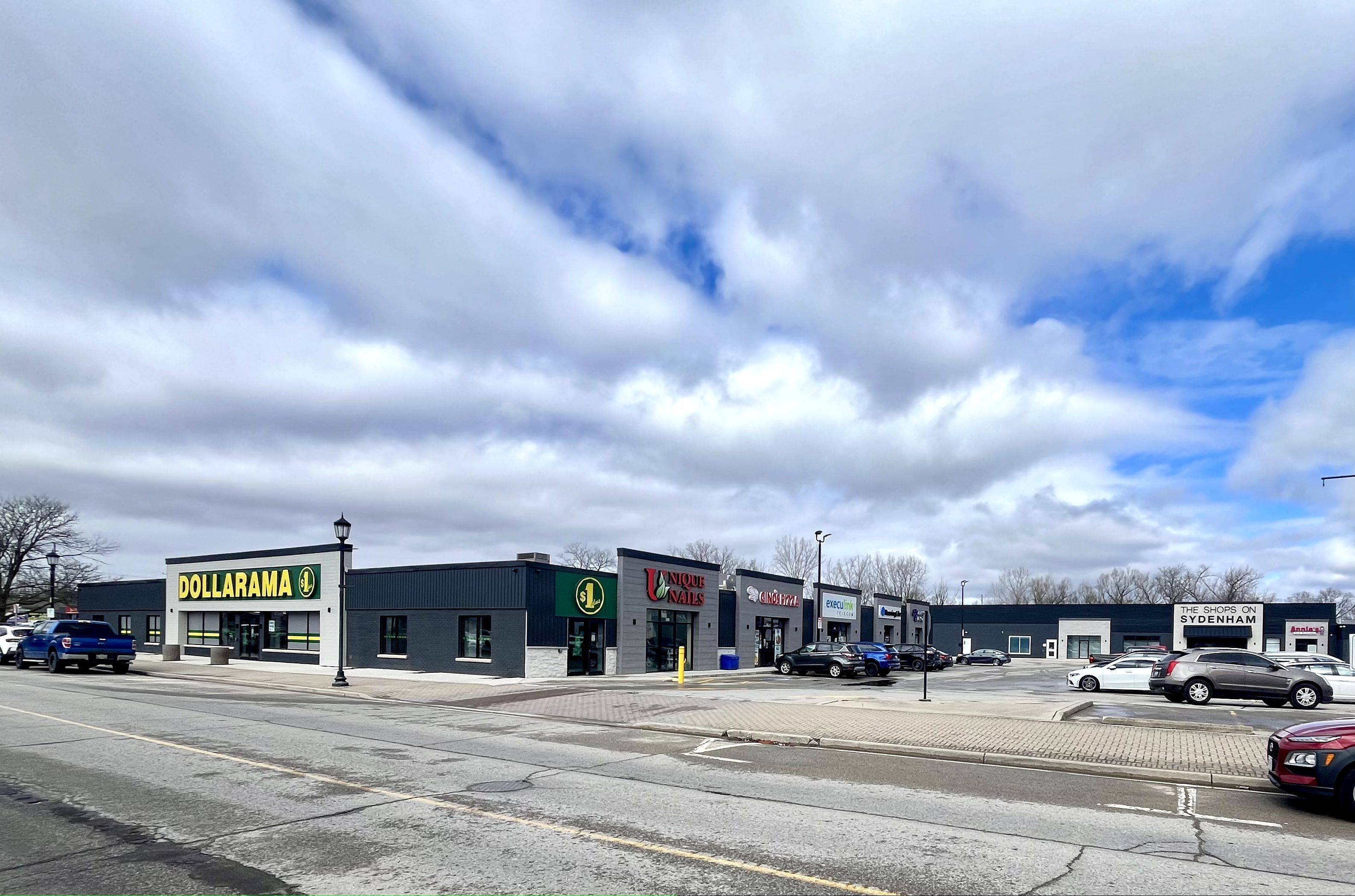 Strathroy-caradoc, ON N7G 1Y5,51 Front ST E