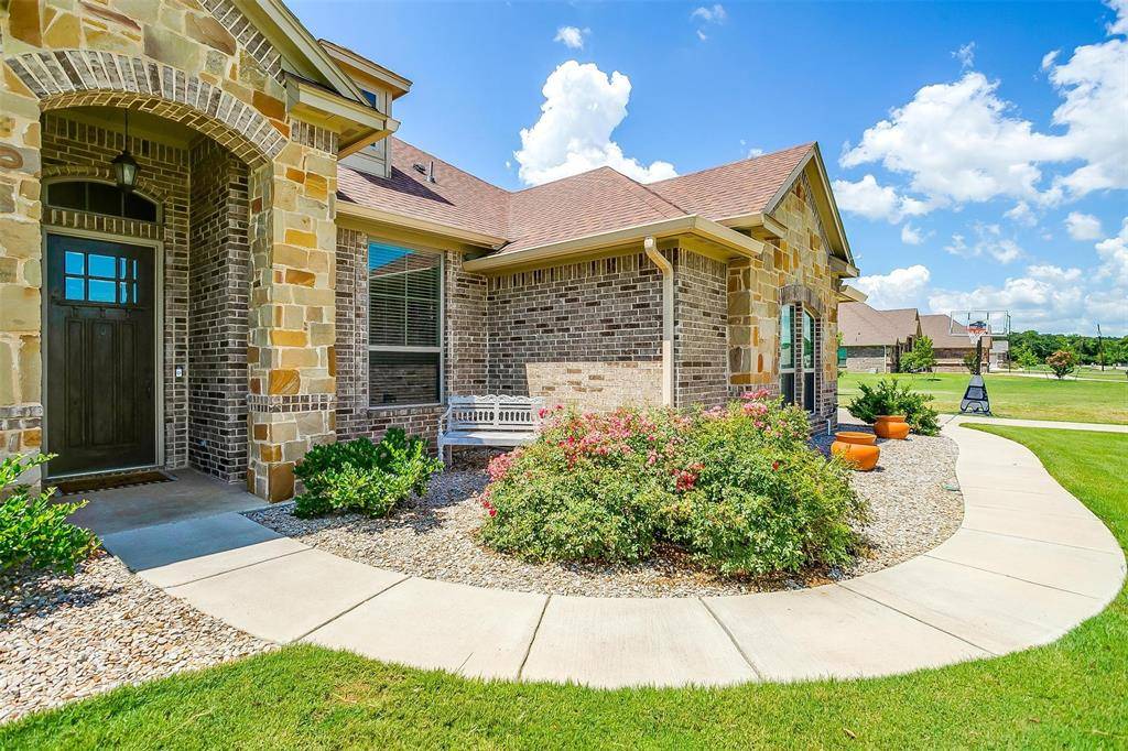 Springtown, TX 76082,135 Lavender Lane