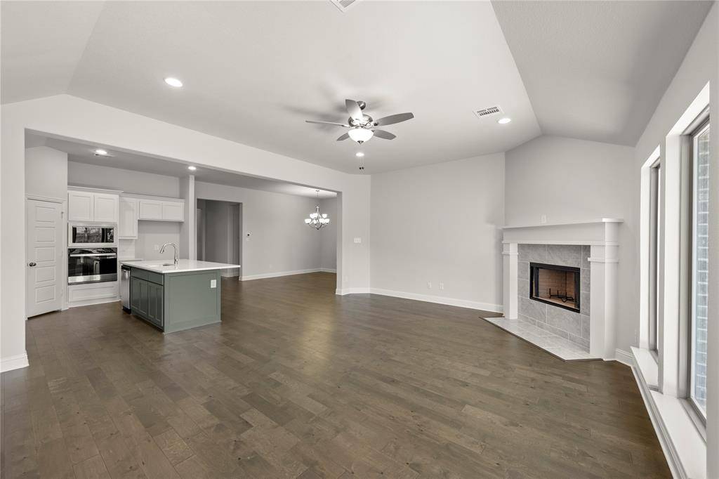 Keene, TX 76059,433 Elyse Road