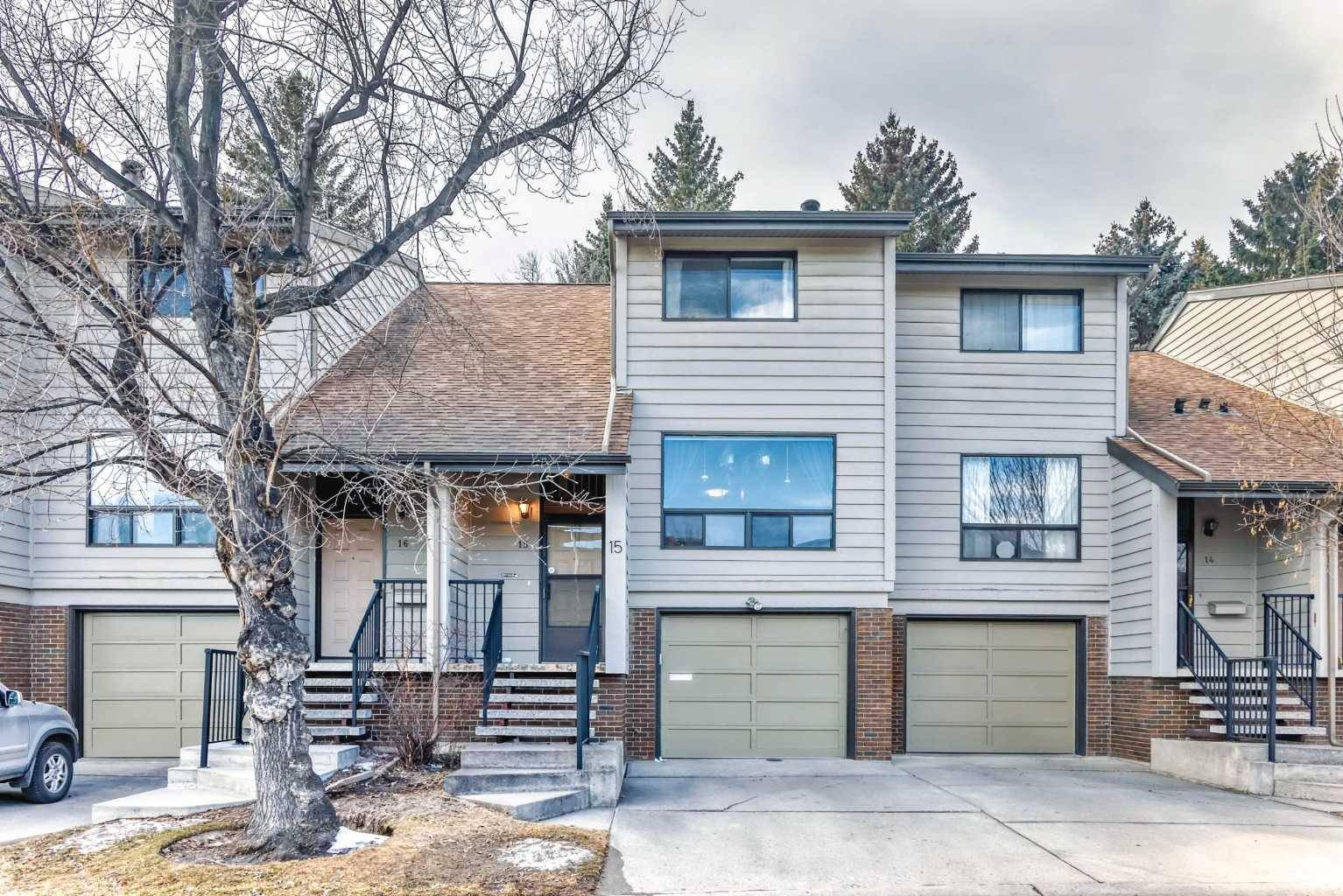 Calgary, AB T3A 2C6,3302 50 ST NW #15