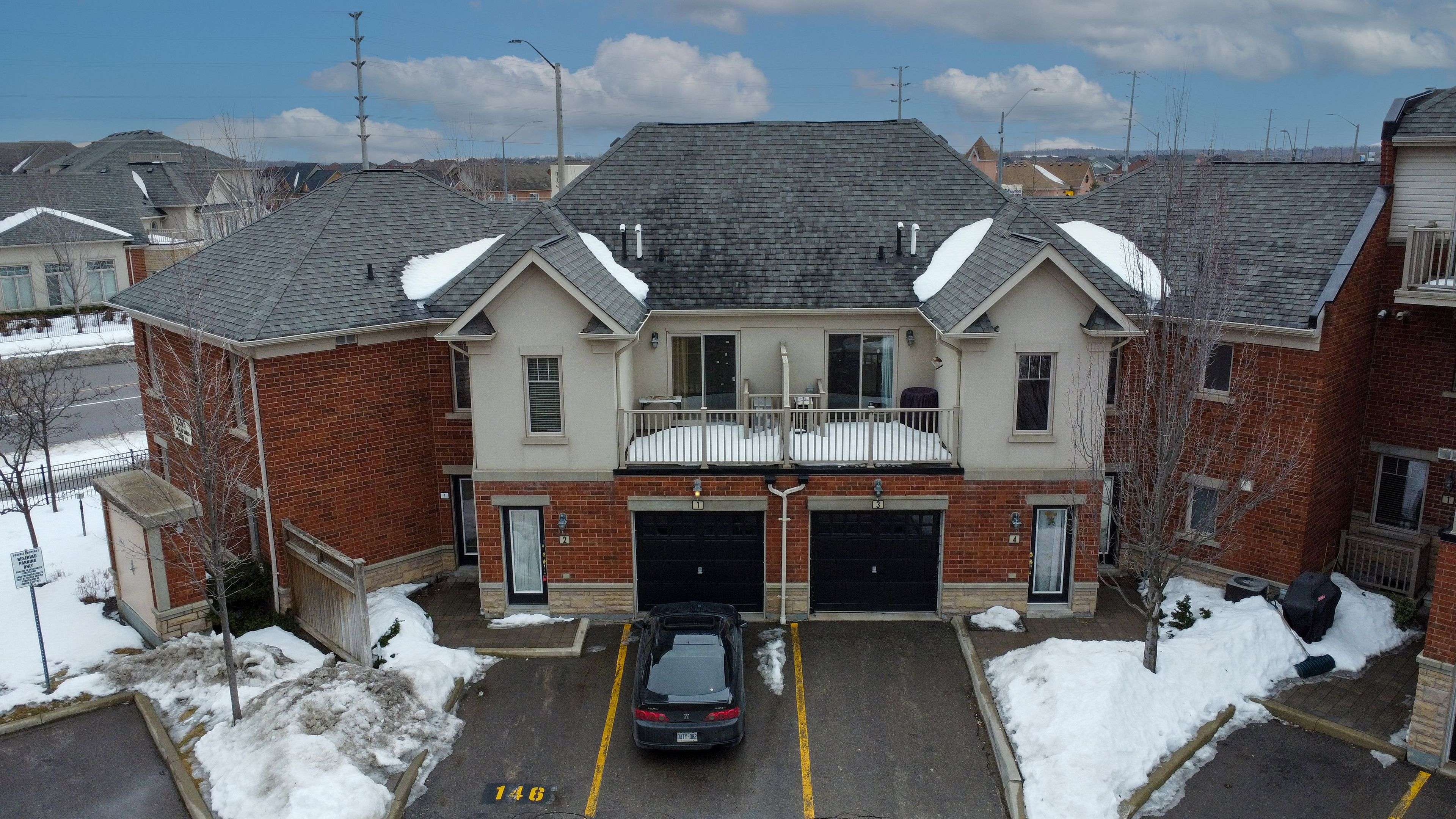 Mississauga, ON L5M 0P7,3395 Thomas ST S #2