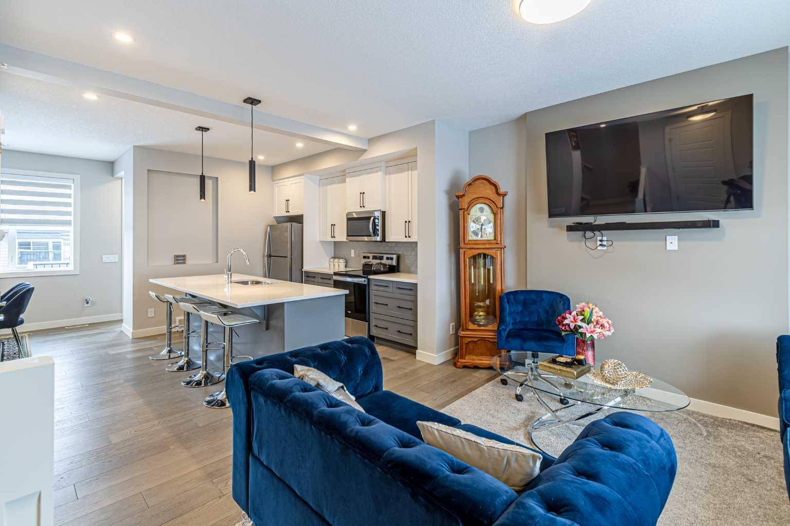 Airdrie, AB T4A 3P9,1163 lanark BLVD SE