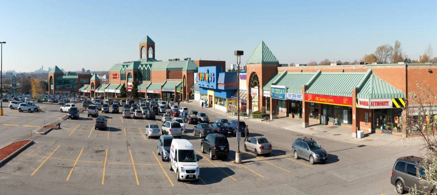 Toronto C13, ON M4A 2S8,1448 - 1450 Lawrence AVE E #210