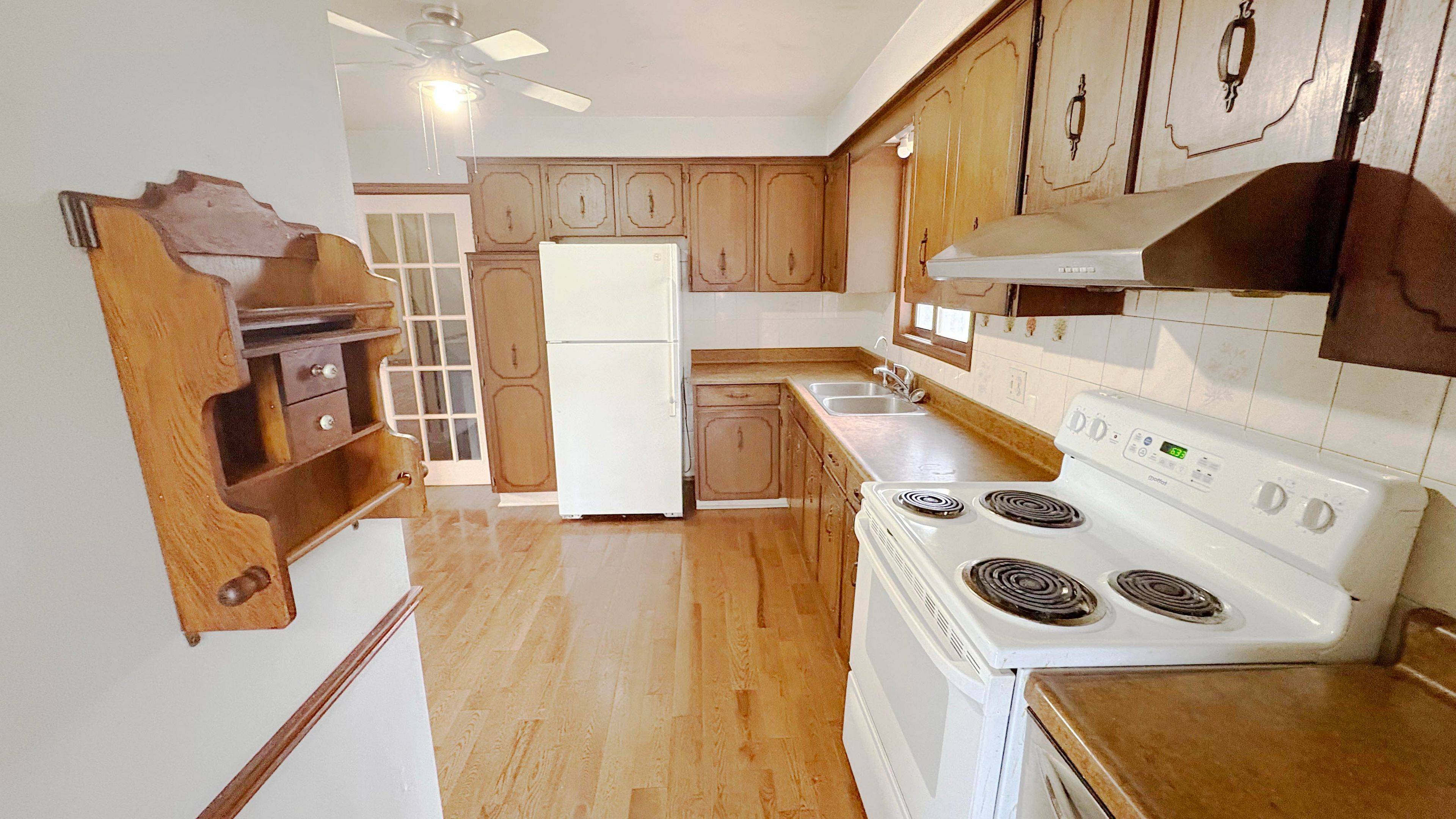 St. Catharines, ON L2M 7K7,28 Roehampton AVE