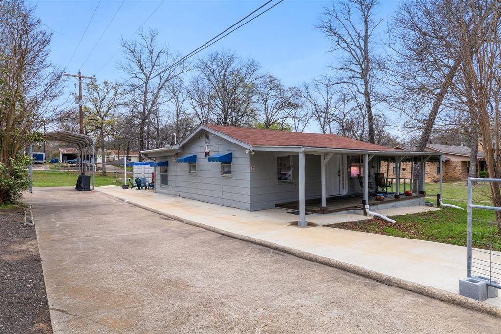 Tool, TX 75143,1016 Woodland Trail