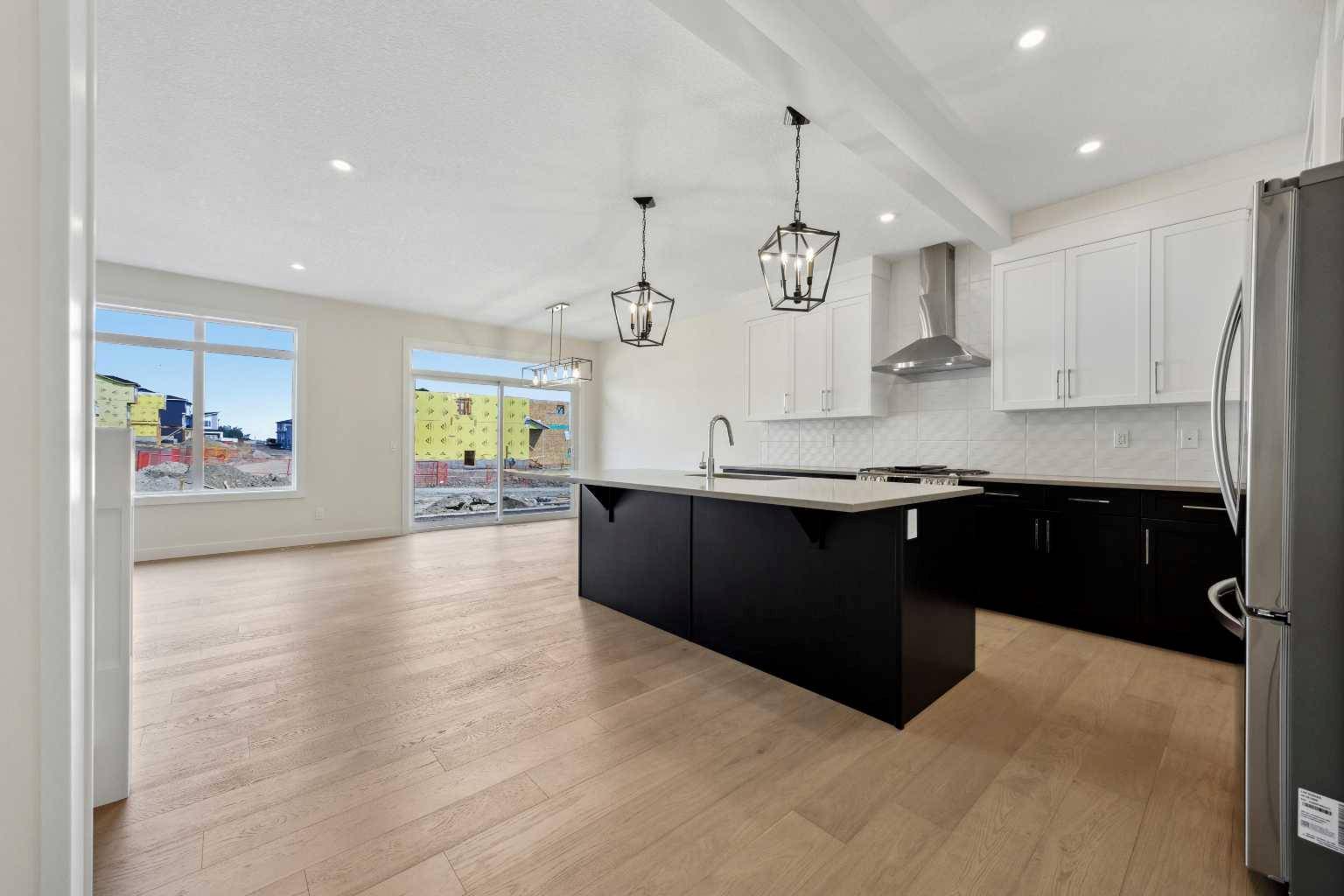 Calgary, AB T3L 0K4,136 Crimson Ridge PL NW