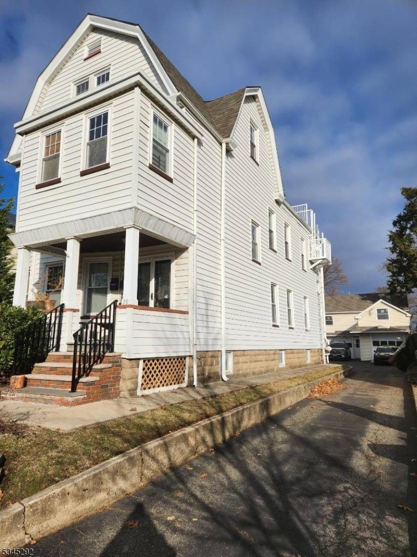 Bloomfield Twp., NJ 07003,29 New St #3