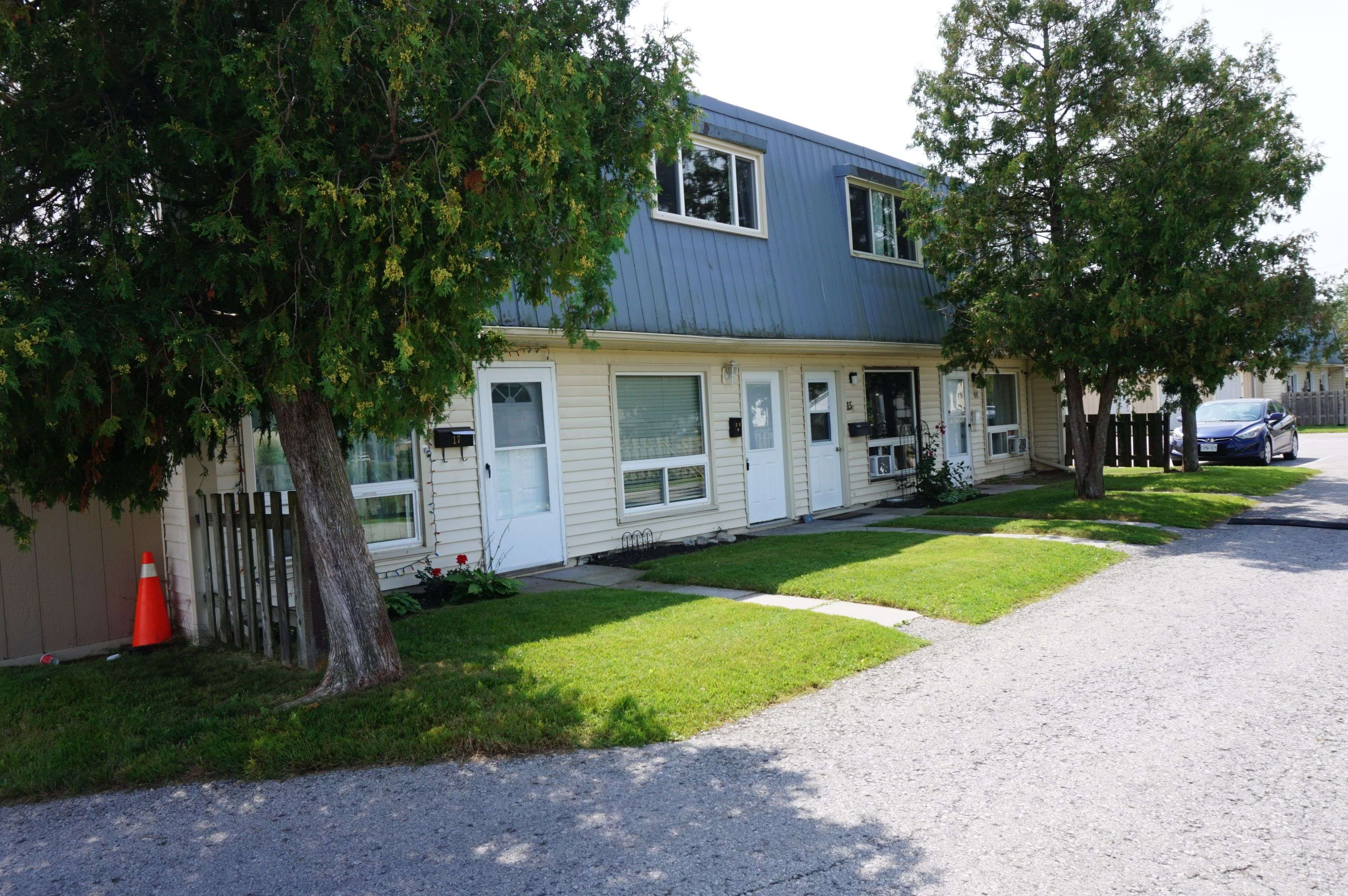 Niagara Falls, ON L2G 6X7,8646 WILLOUGHBY DR #15