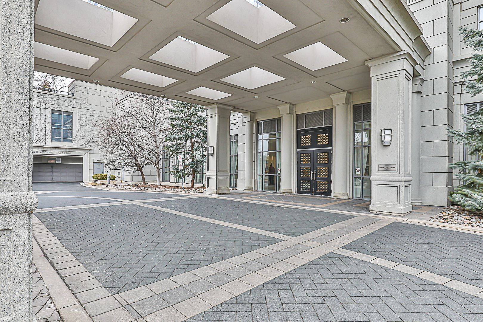 Toronto C07, ON M2M 4M7,15 Greenview AVE #809