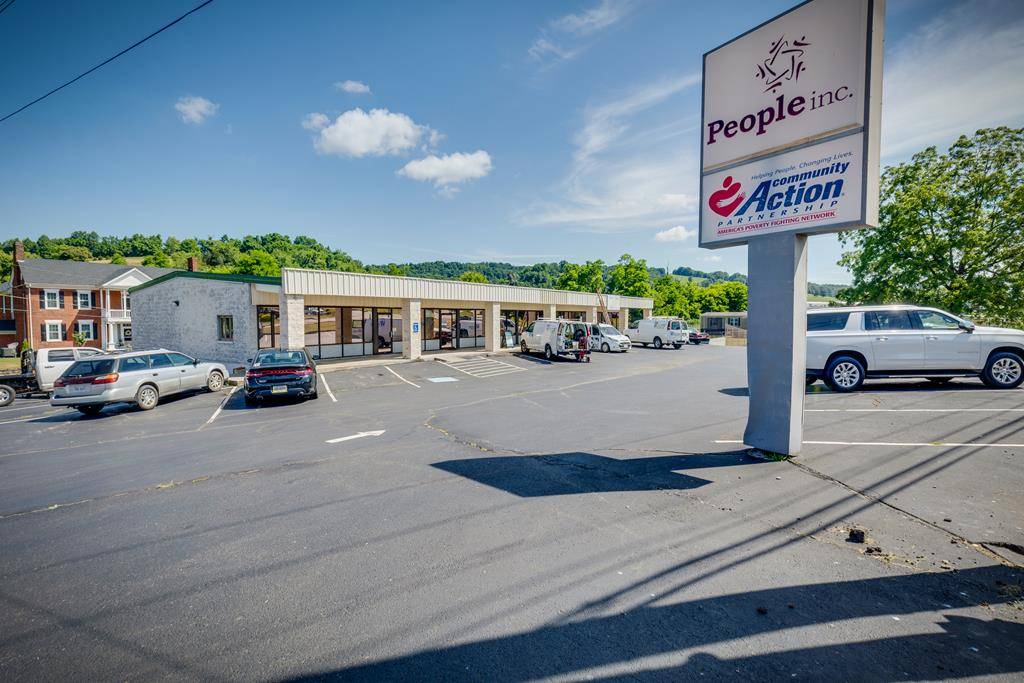 Lebanon, VA 24266,2003 E Main St