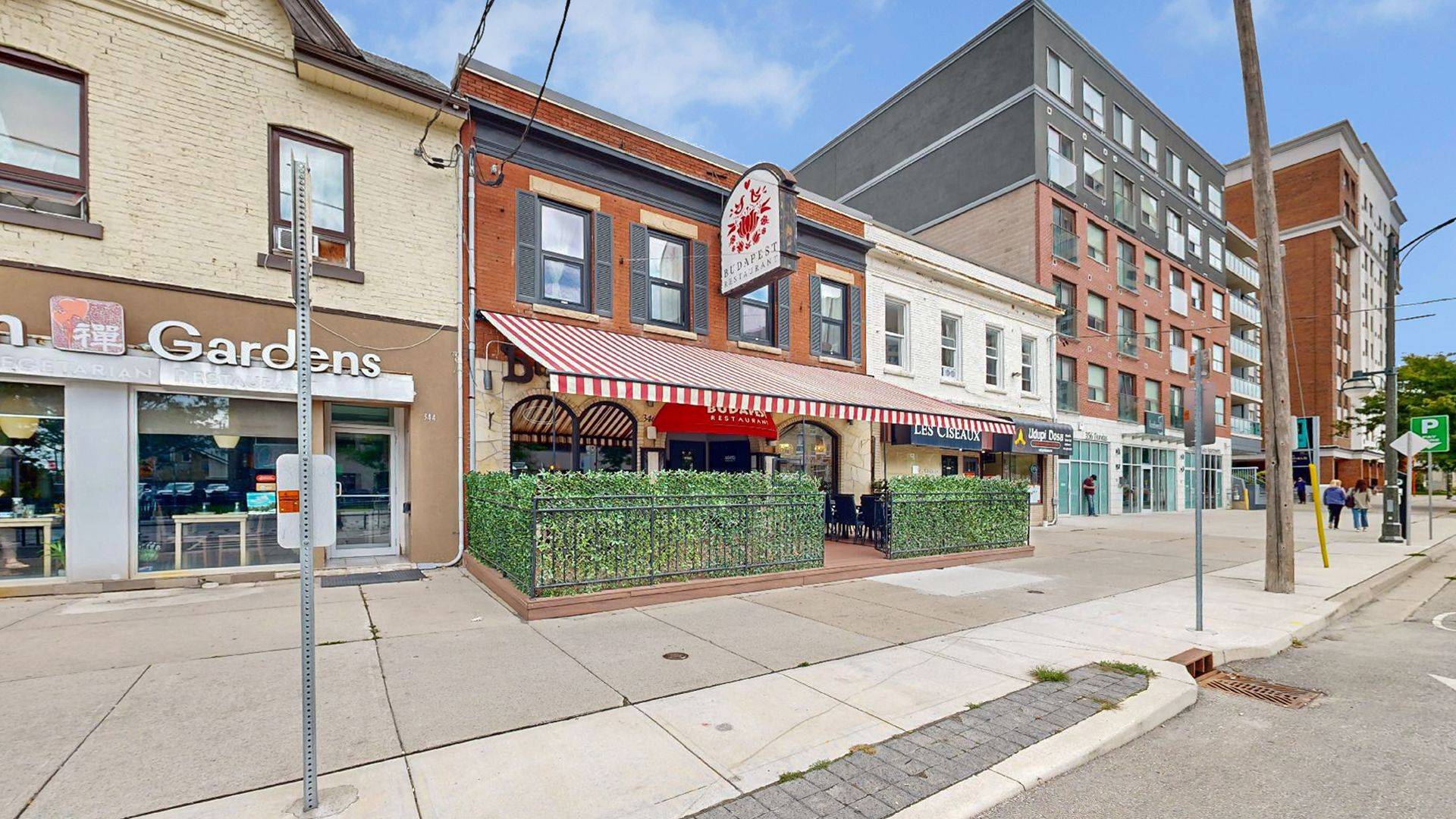 London East, ON N6B 1V7,348 DUNDAS ST