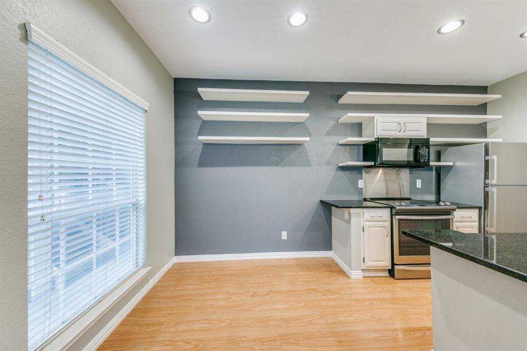Dallas, TX 75214,7151 Gaston Avenue #412