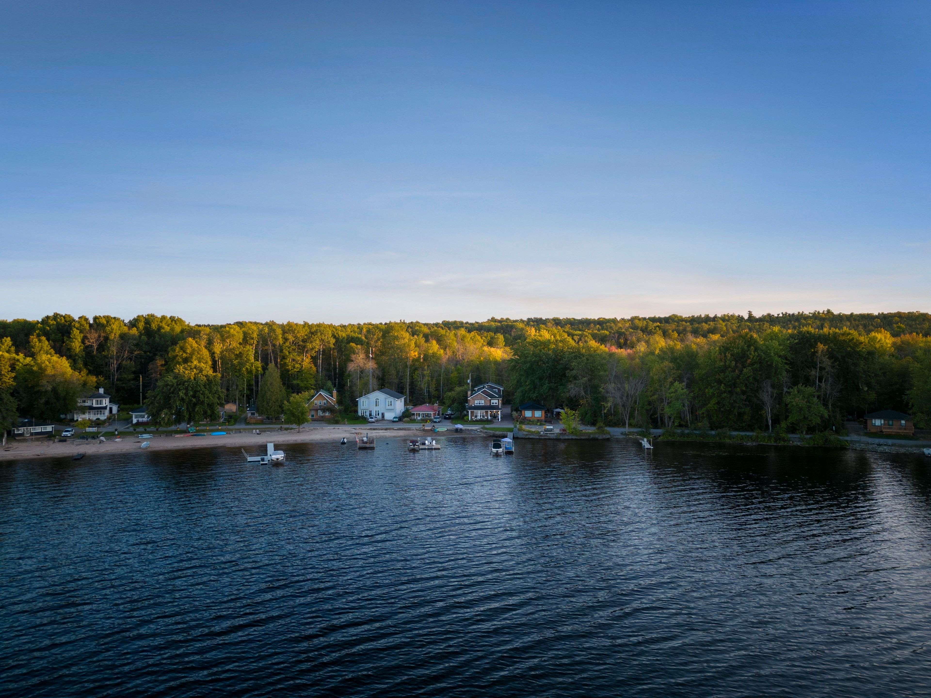 Mcnab/braeside, ON K0A 1G0,835 Archibald ST