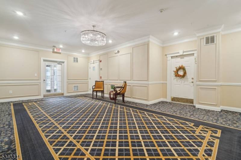 Cedar Grove Twp., NJ 07009,501 Holly Ln #501