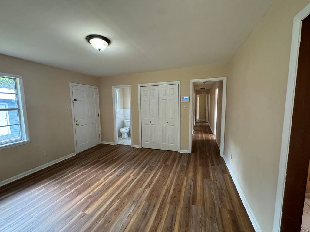 Bainbridge, GA 39819,728 Green St