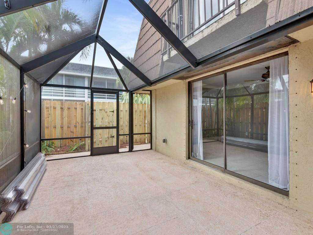 Vero Beach, FL 32960,1166 6th Ave 19D