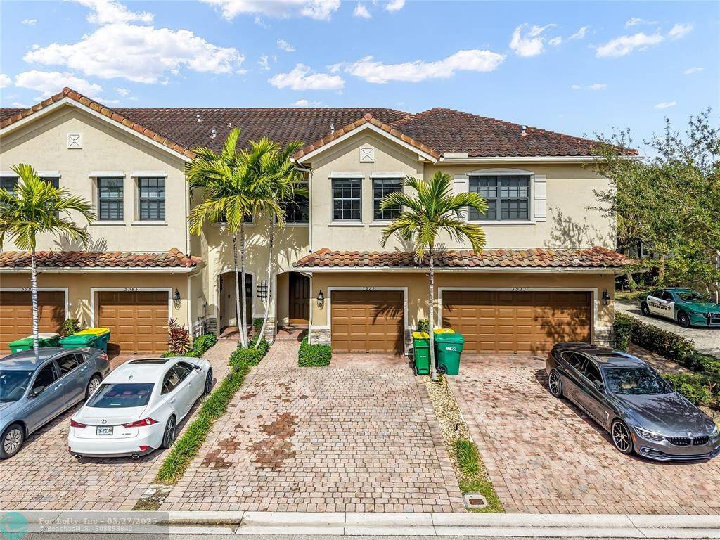 Tamarac, FL 33319,5979 NW 56th PL #5979