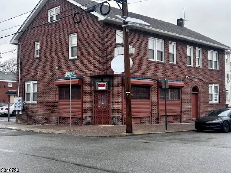 Paterson City, NJ 07522,1-5 Laurel St