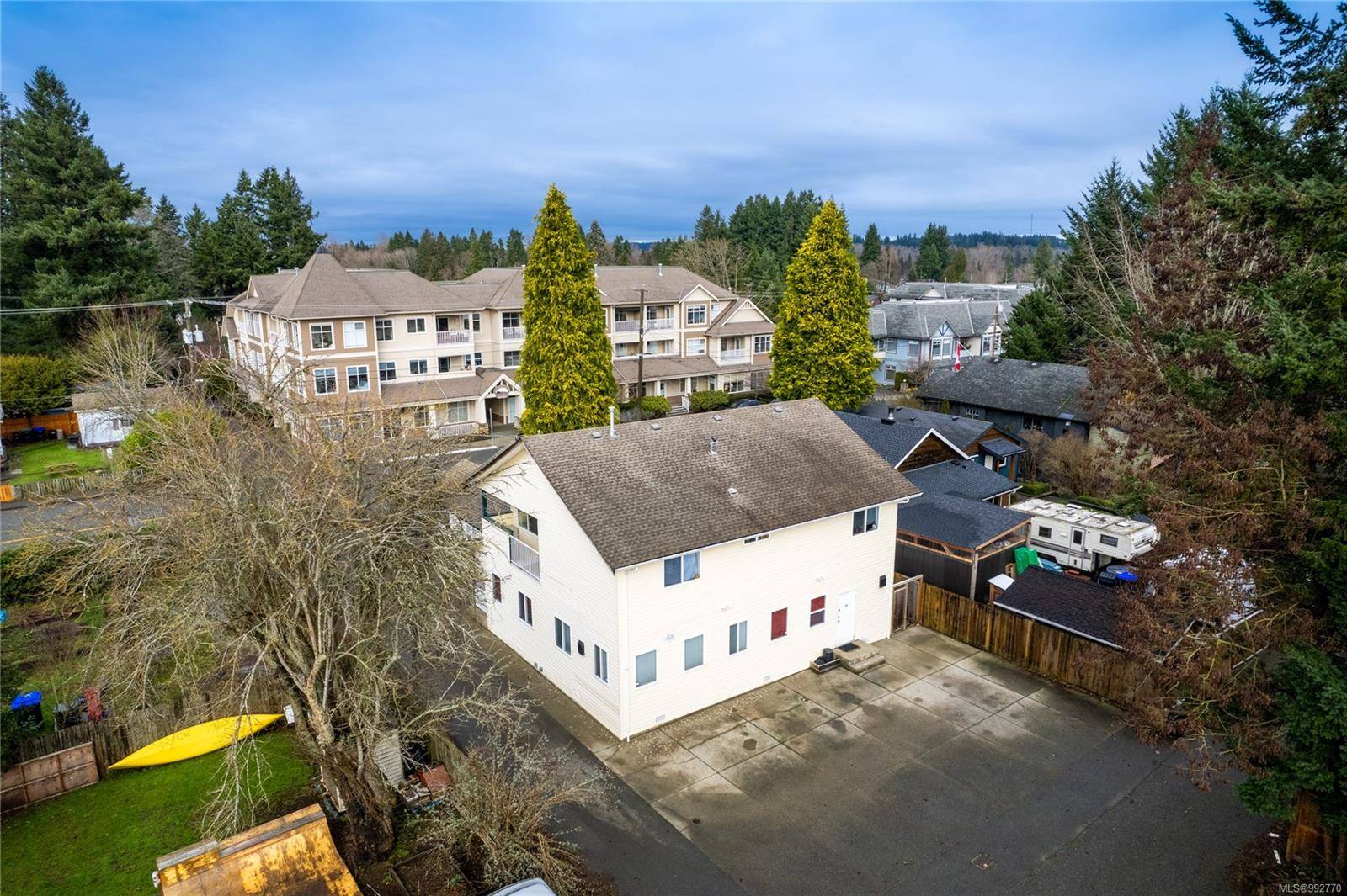 Courtenay, BC V9N 1H2,560 4th St
